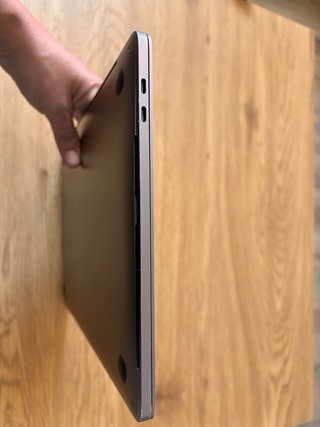MacBook Pro 13,3 2017 Touch Bar non funzionante
