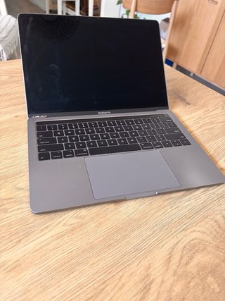 MacBook Pro 13,3 2017 Touch Bar non funzionante