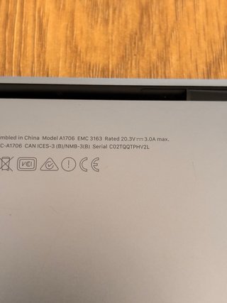 MacBook Pro 13,3 2017 Touch Bar non funzionante