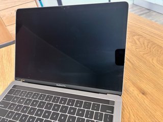 MacBook Pro 13,3 2017 Touch Bar non funzionante
