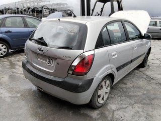 1875215 283102a400 colector admisión kia rio 1.5