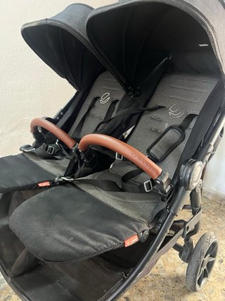 Carrito de bebé doble