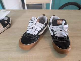 Zapatillas Vans Negras y Marrones