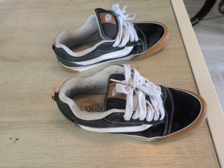 Zapatillas Vans Negras y Marrones