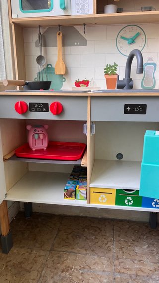 Cocinita de madera + Sillón X2 <PACK>