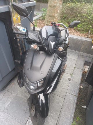Yamaha Ray ZR 125 Scooter Negra
