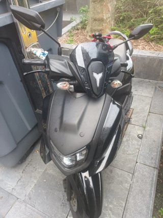 Yamaha Ray ZR 125 Scooter Negra
