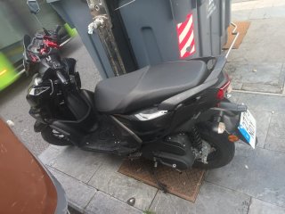 Yamaha Ray ZR 125 Scooter Negra