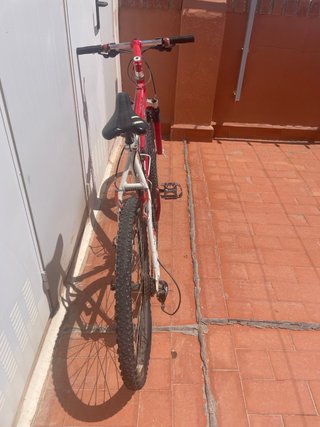 Bicicleta BH Coronas Roja