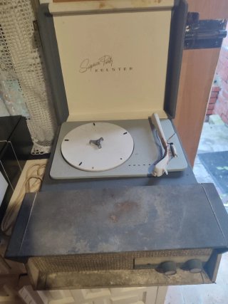 Tocadiscos Radiola 960 Cassette Radio