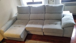 Sofá cama grande de tela