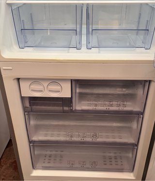 FRIGORÍFICO COMBI NO FROST BEKO EN INOX