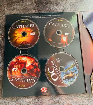 Libro coffre sobre los Cátaros
