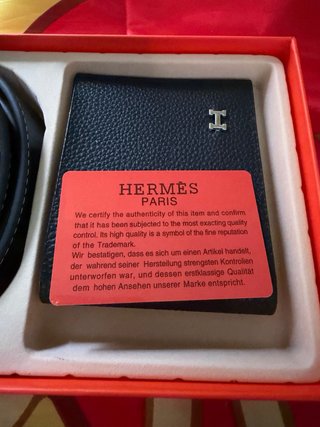 Set Cinturón y Cartera Hermes Negro/Dorado