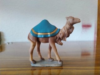 Camellos de resina para Belén
