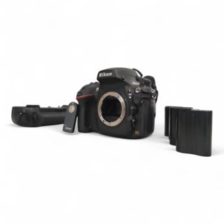 Nikon D800 Full Frame + Grip + 4 Baterías