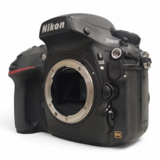 Nikon D800 Full Frame + Grip + 4 Baterías