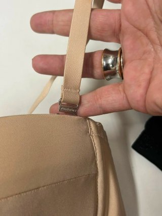 Sujetador Wonderbra 100B Beige con Tirantes