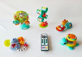 Lote juguetes bebé con luz y sonido.