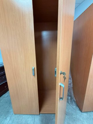 2 Armarios de madera