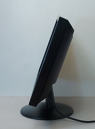 Monitor ViewSonic 19" vga panorámico