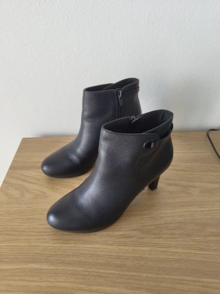 Botines Clarks Tacón Talla 38.5