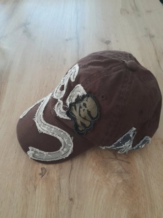 Gorra chico con parches