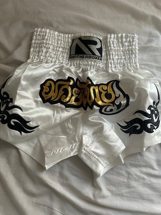 2 PANTALONES MUAY THAI NUEVOS