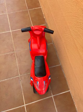 Moto Correpasillos Avigo Tornado Roja