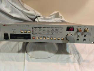 Akai S01 Sampler MIDI Digital