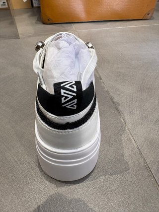 Scarpe bianche in pelle Emmanuelle Vee Tg 36