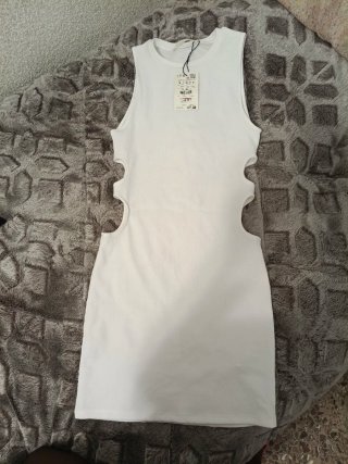 Vestido Pull&Bear blanco con aberturas talla M
