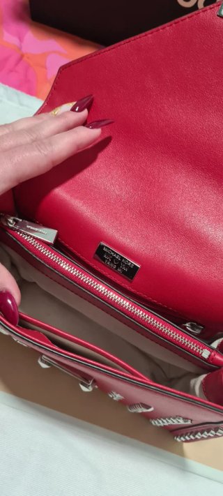 Bolso Michael Kors Rojo con Tachuelas