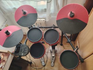 Batería Electrónica Alesis Nitro Mesh