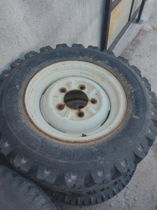Llantas land rover