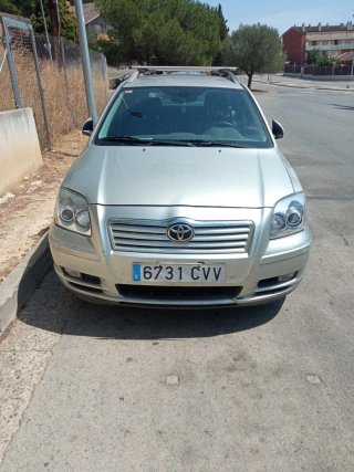 Toyota Avensis 2004