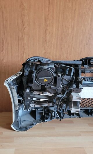 Frontal W204 AMG