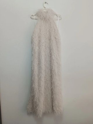 Vestido largo Zara plumas halter talla M