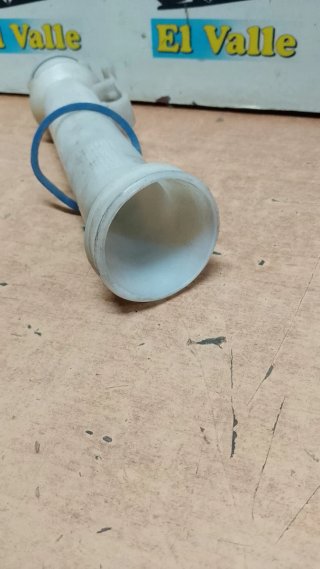 Tubo depósito líquido limpiaparabrisas Peugeot 206