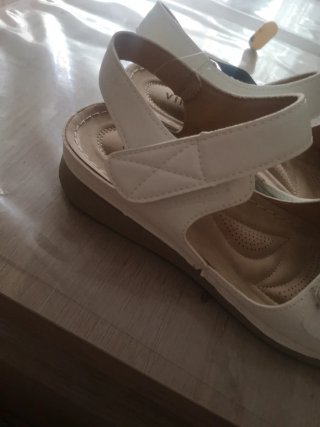 Sandalias blancas talla 40