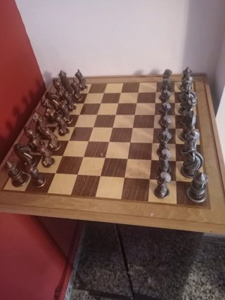 Ajedrez de hierro completo