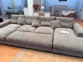 GIGANTE SOFA CAMA EN DOS COLORES NUEVO A ESTRENAR