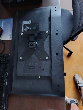 Samsung UE32J4000AW 32 Pantalla Dañada + Soporte