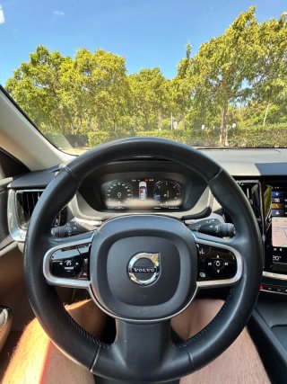 Volvo V60 Cross Country B4 2021