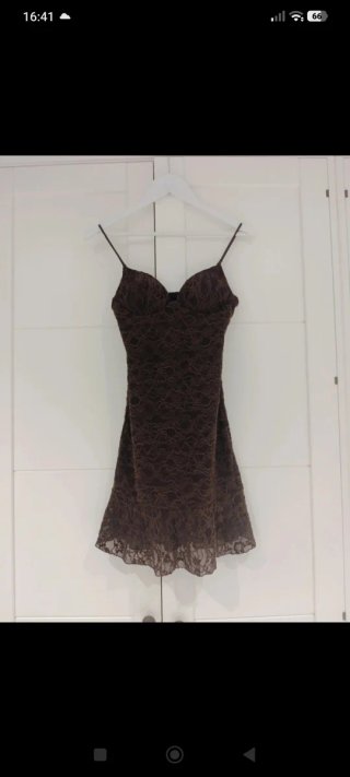 Vestido corto encaje marrón