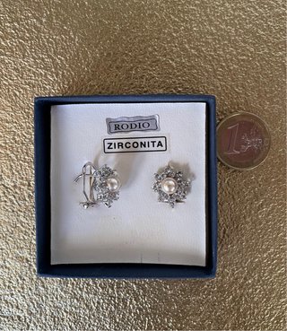 Pendientes de rodio, perla y circonita