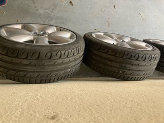 Llantas Mini 18 (4 unidades)