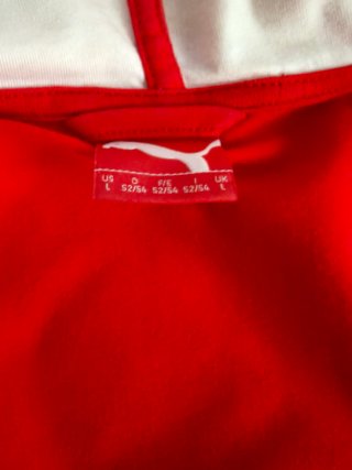 Sudadera con capucha y cremallera marca puma