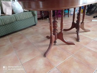 Mesa de salón madera y cristal