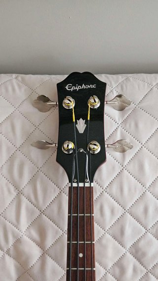 Bajo Epiphone EB-0